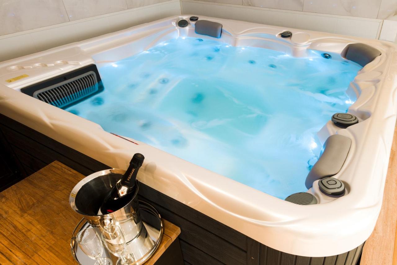 Jacuzzi Spa Prestige Kraków Eksteriør billede